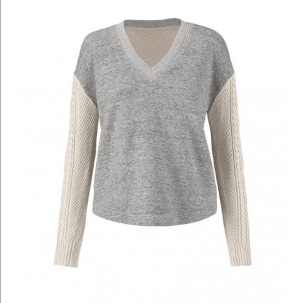 CAbi Sz M Fusion Sweatshirt. Worn once!!